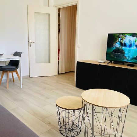 Magnifique Studio Independant Au Rez-De-Chaussee Tassin-la-Demi-Lune Ngoại thất bức ảnh